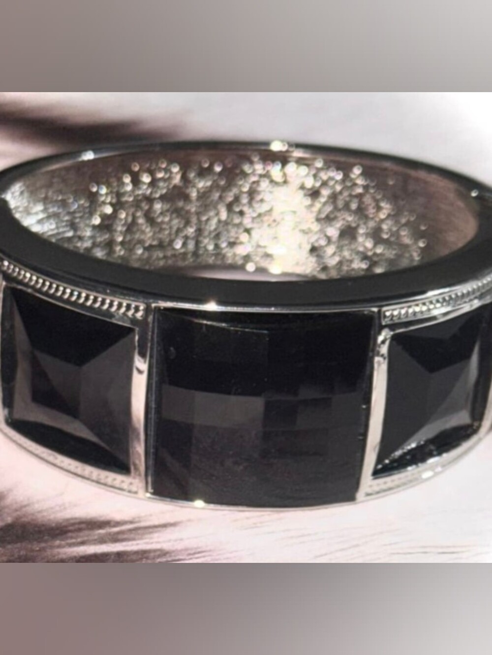 Vintage Black Onyx & Silver Emerald Cut Facet Stones Hinged Bracelet